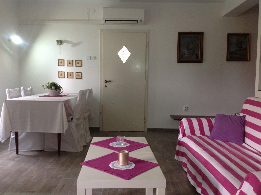 Holiday House Altea Banjole Camera foto